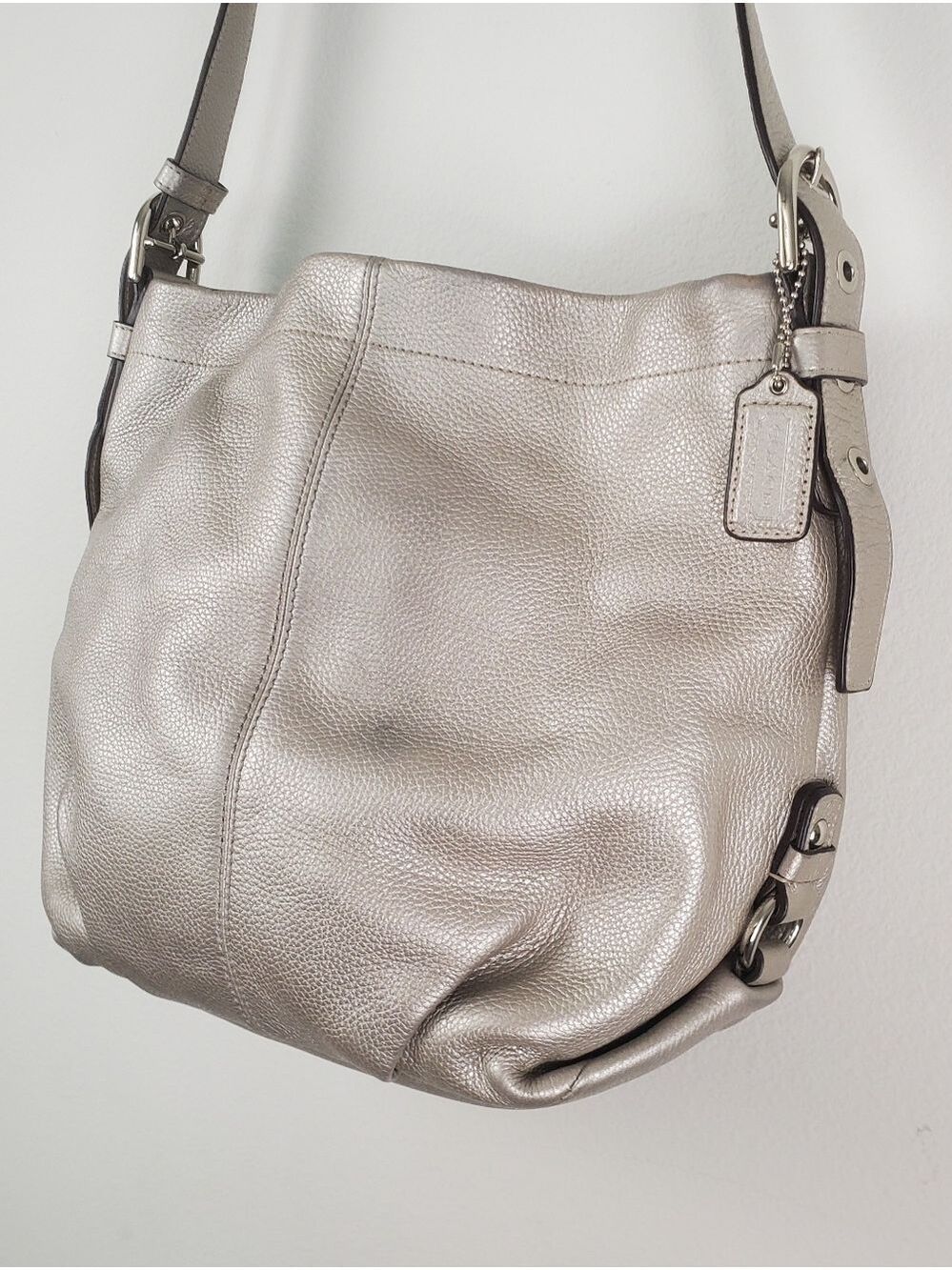 Coach Silver Leather Duffle Hobo Purse Lavender Interior - Picture 4 of 16